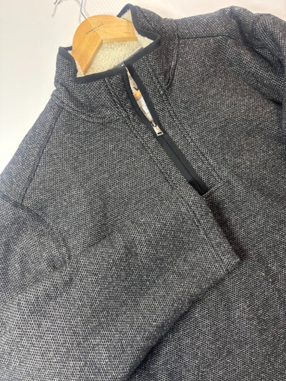Orvis Men's Gray XL 1/4 Zip Sherpa Lined Pullover Jacket Stand-Up Collar Logo